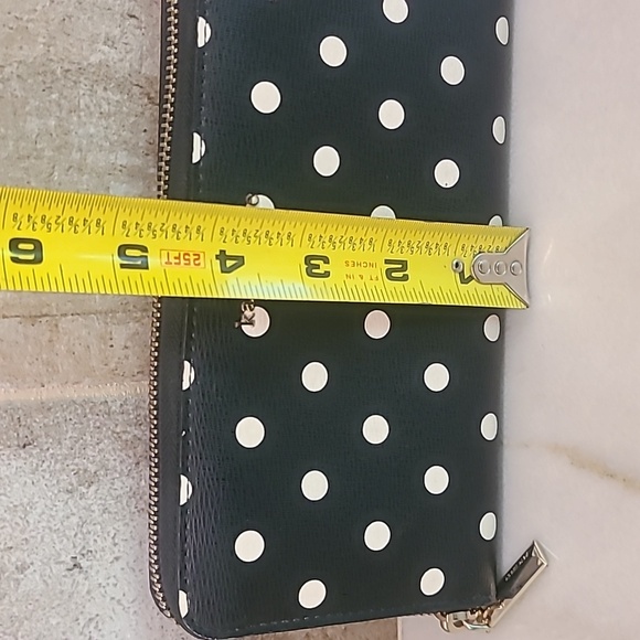 Kate Spade wallet - Picture 3 of 5